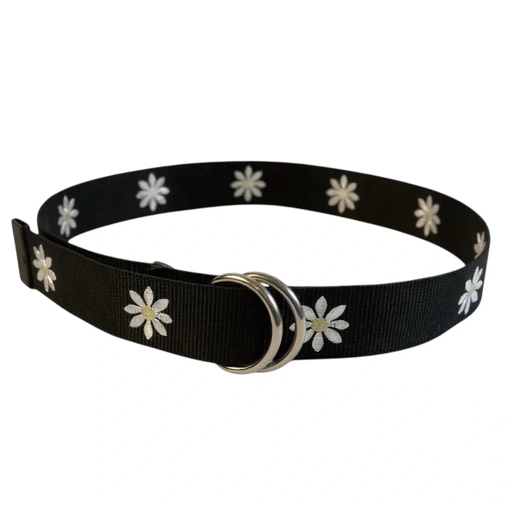 Flowerchild Adjustable Metal Double Loop Belt White & Yellow Daisies NWOT